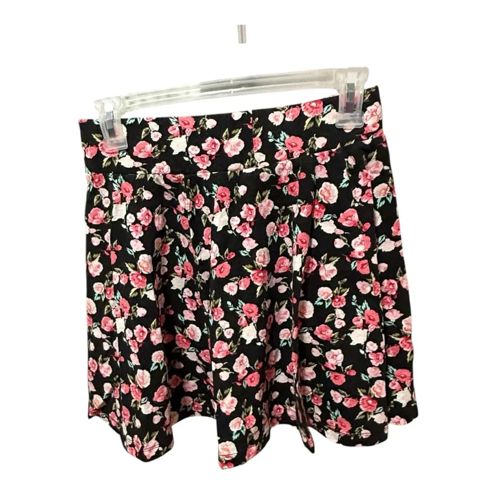 Charlotte Russe Vintage‎ Medium Floral Skirt Black Cottage Core Skater Y2K